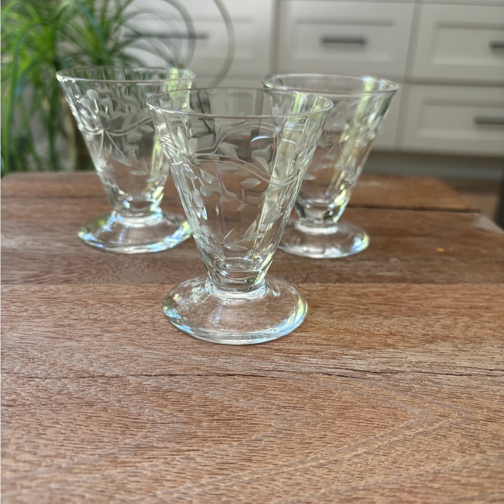 Set of 3 Vintage Etched Art Deco Crystal Footed Cordial Glasses